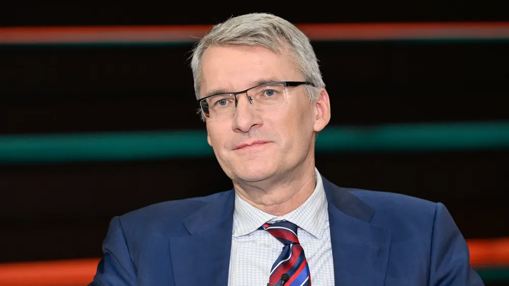 Elmar Theveßen Krankheit: Was ist wirklich bekannt? elmar theveßen krankhei